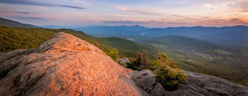 Vermont hiking at spot Stowe pinnacle